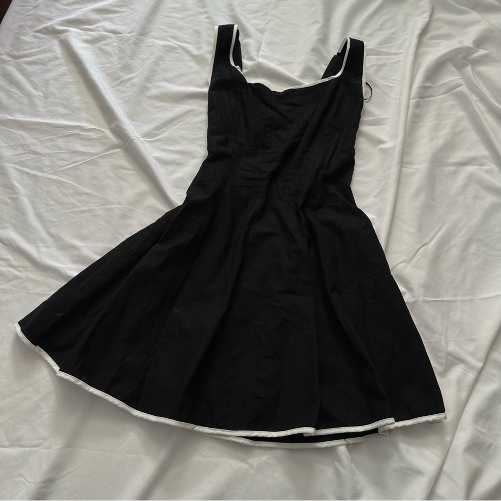Flattering Linen Black Dress with White Trim